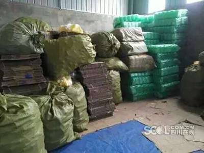 遂寧兩男子制售大量假\x26quot;藍月亮、立白\x26quot;等品牌洗護用品被查!